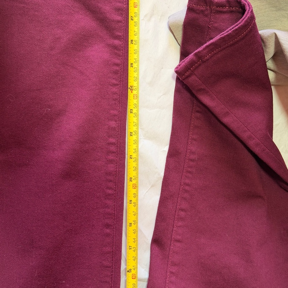 Chico’s Slimming Girlfriend Slim Leg Jeans 4R Burgundy. - Picture 9 of 11